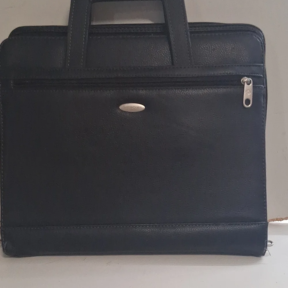 Samsonite Black Leather Briefcase